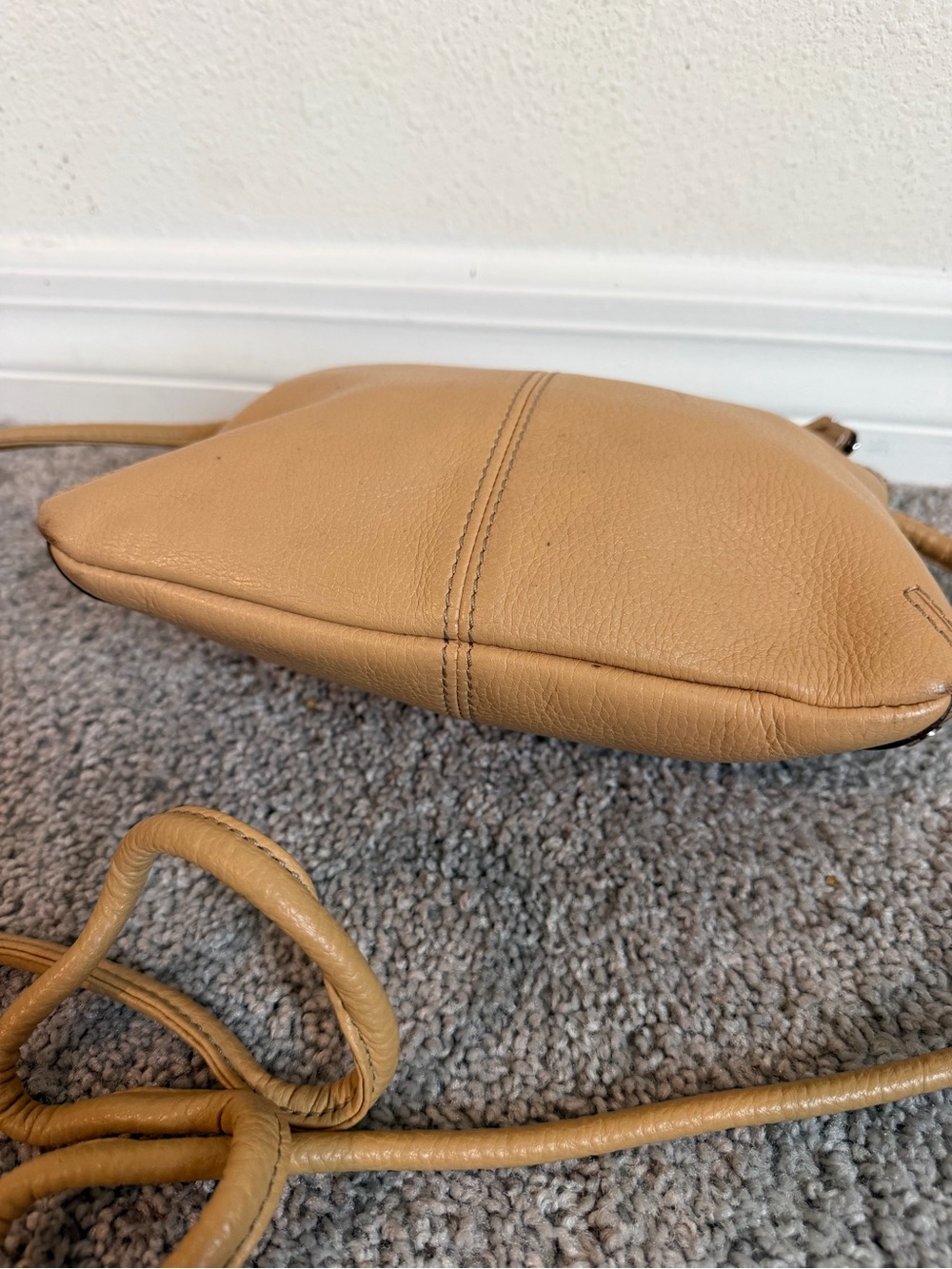 Tan Leather Crossbody Bag - Picture 5 of 6